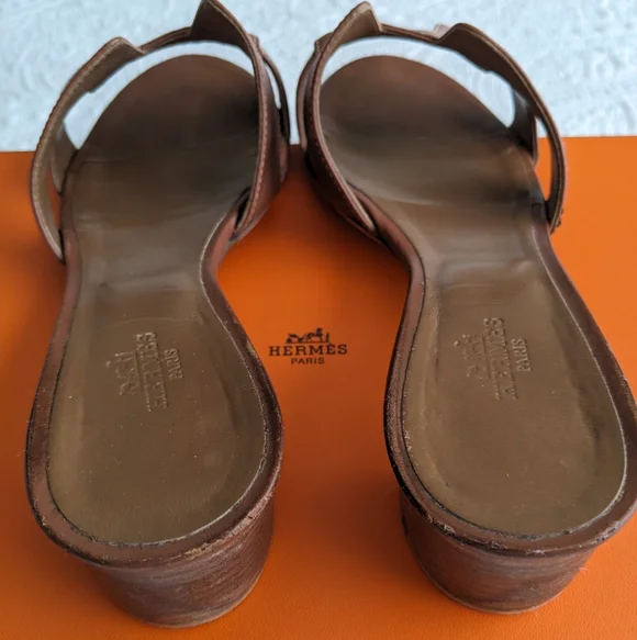 Hermes Oasis Sandals - Picture 7 of 14